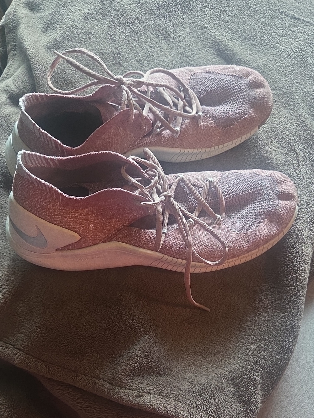 Nike Women’s Light Pink Knit Lace-Up Sneakers